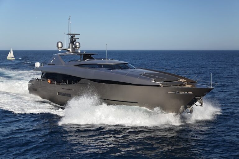 Motor yacht FUSION - 001