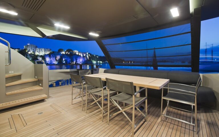 Motor yacht FUSION - 004