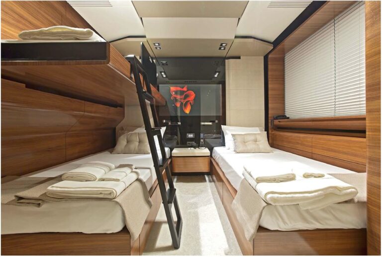 Motor yacht FUSION - 008