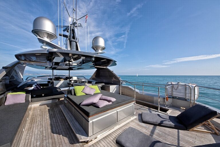 Motor yacht FUSION - 011