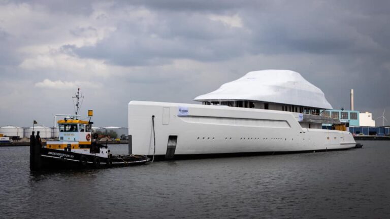 Motor Yacht Feadship 816 In Amsterdam