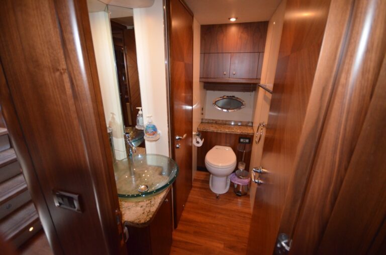 Motor yacht HOOLIGAN - Ensuite