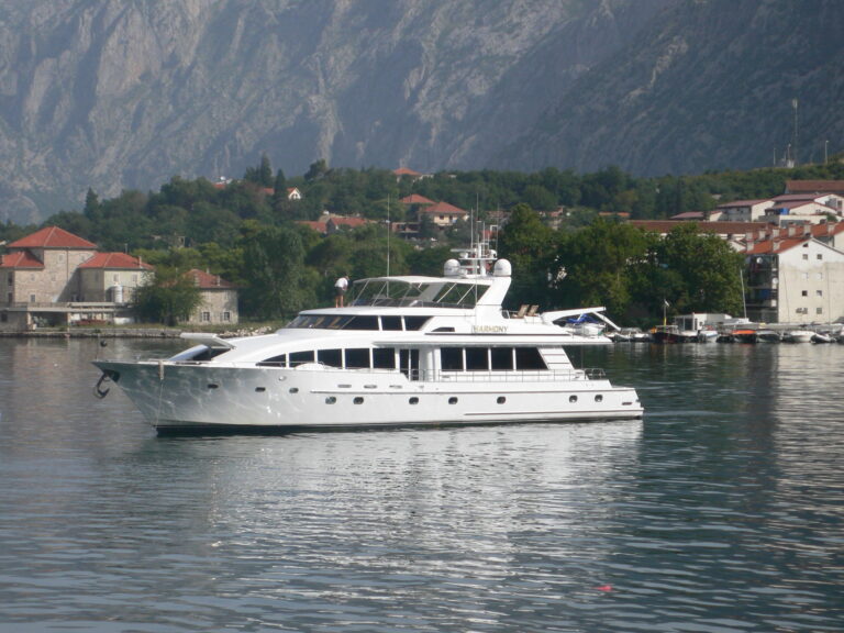 Motor Yacht Harmony