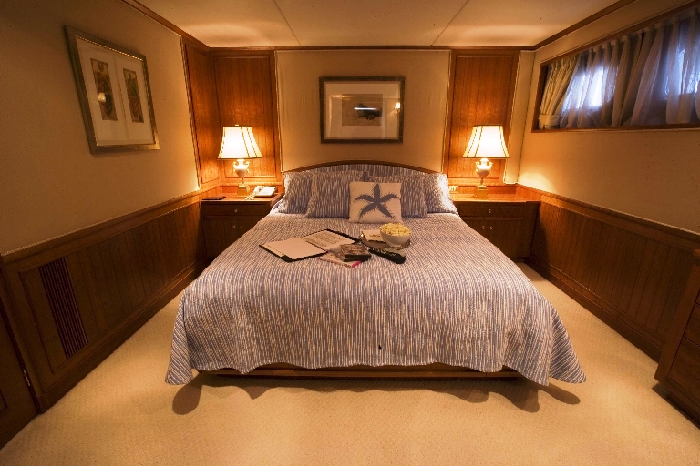 Motor yacht JANA -  Guest Double.