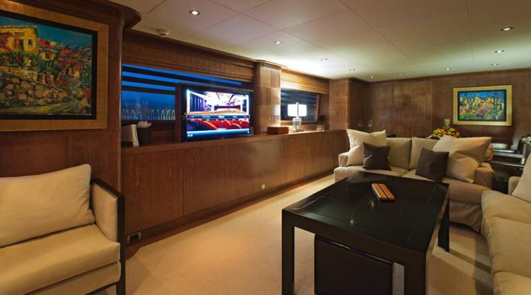 Motor yacht LEILA LINA -  Salon