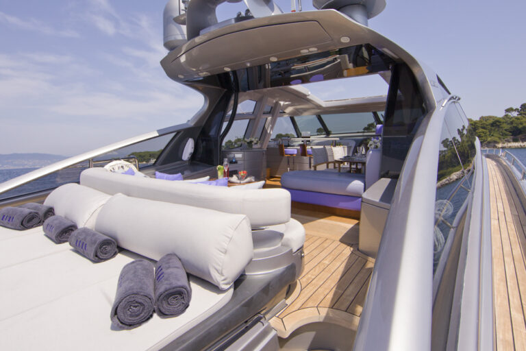 Motor yacht LULU -  Aft Deck 2