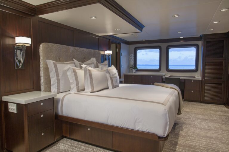 Motor yacht MARCATO - Master view