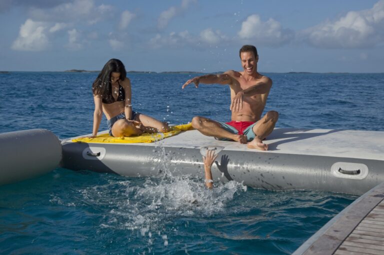 Motor yacht MARCATO - Water toys