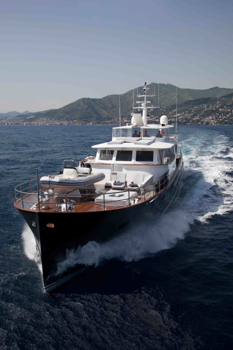 Motor yacht MARHABA - Bow