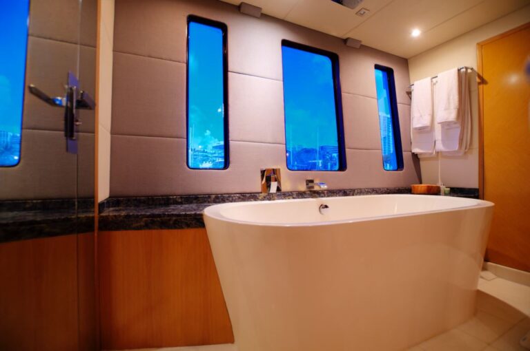 Motor yacht MIA -  Master Ensuite