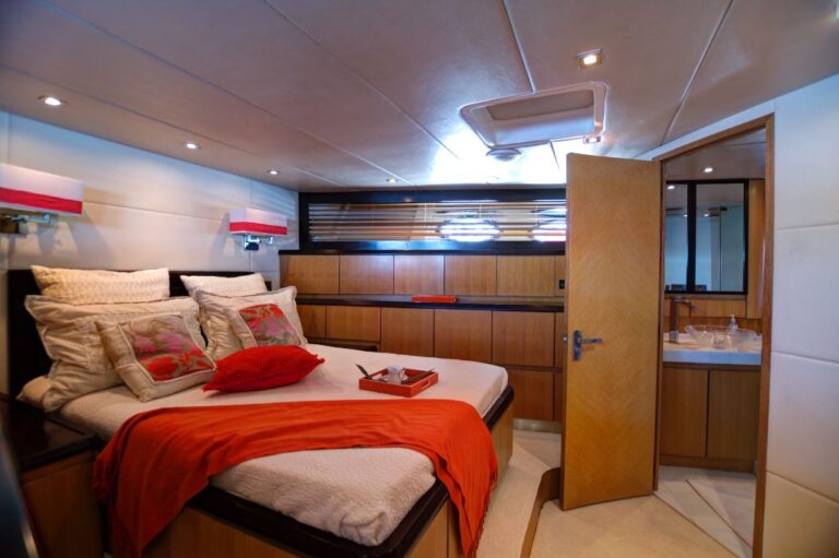 Motor yacht MIA -  VIP Cabin