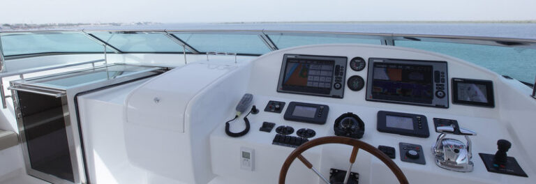Motor yacht Majesty 101