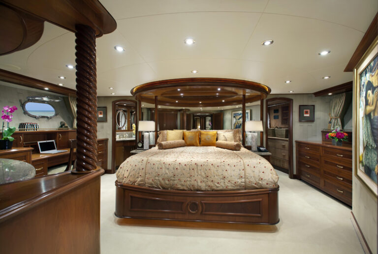 Motor yacht OLGA -  Master Cabin