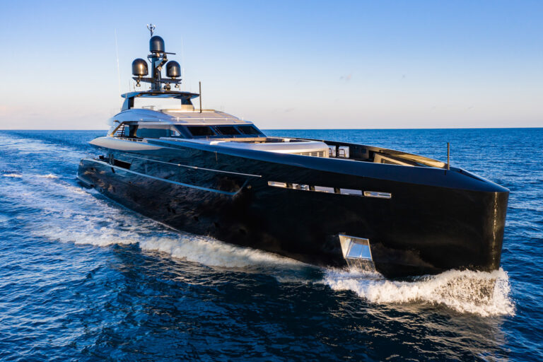 Motor Yacht OLOKUN