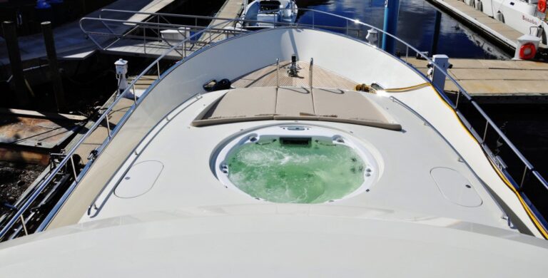 Motor yacht PARADISE -  Foredeck spa pool
