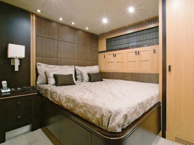 Motor yacht PLAN B - Guest Cabin