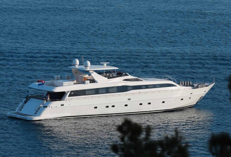 Motor Yacht PRINCESS LONA