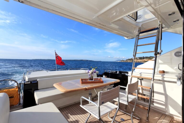Motor yacht PULSAR - Aft Deck