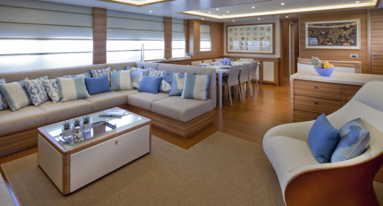 Motor yacht Percheron - Saloon Photo Maurizio Paradisi