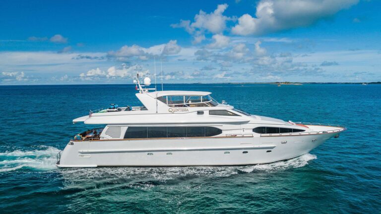 Motor Yacht QUINTESSA Profile