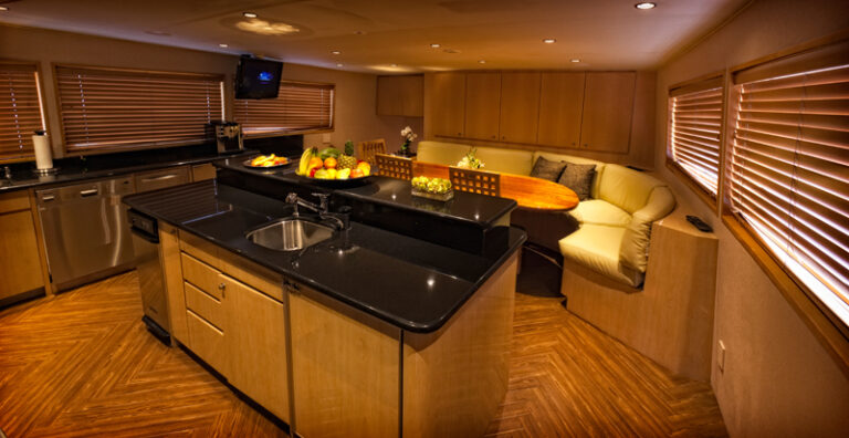 Motor yacht SALACIA - Galley