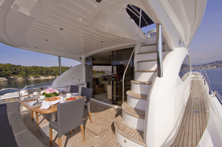 Motor yacht SAMAKANDA - Aft Deck