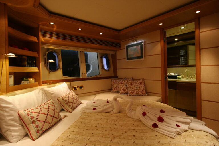 Motor yacht SEA LION II - 008