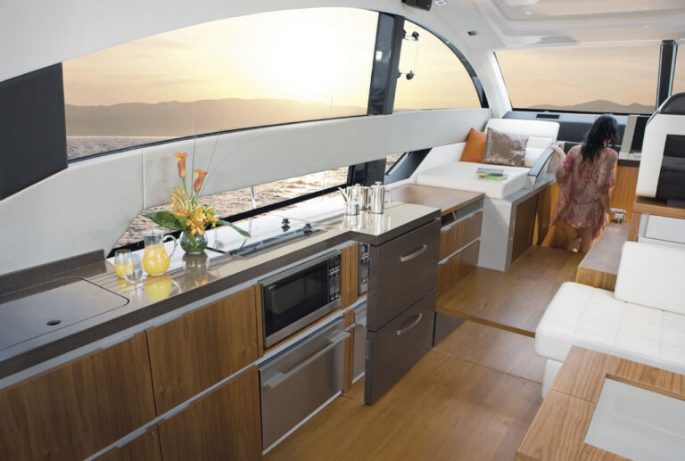 Motor yacht SERENITY - Galley