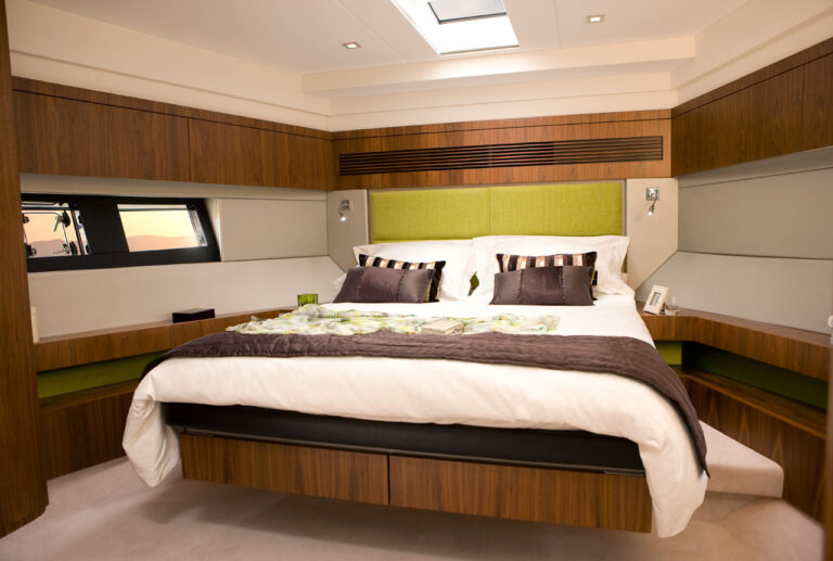 Motor yacht SERENITY - Guest Cabin