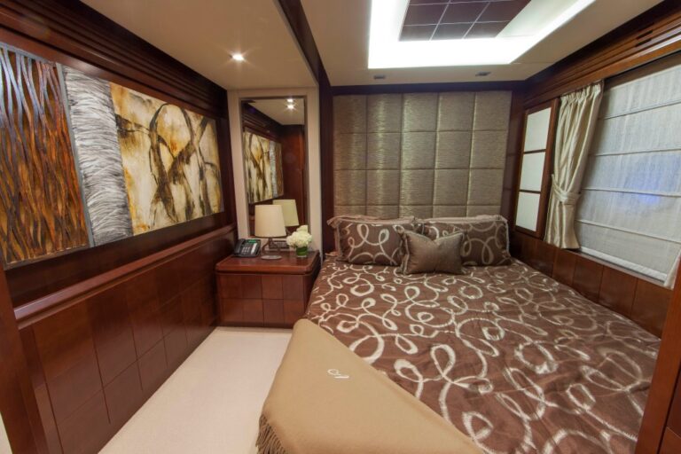 Motor yacht SORRIDENTE - GUest cabin