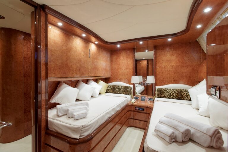 Motor yacht Sea Jaguar -  Twin Cabin