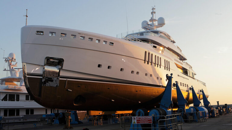 Motor yacht Seasense - Benetti Yachts