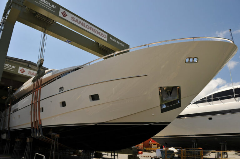 Motor yacht Sivlie VI by Sanlorenzo