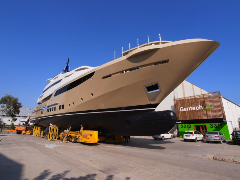 Motor yacht Soraya 46