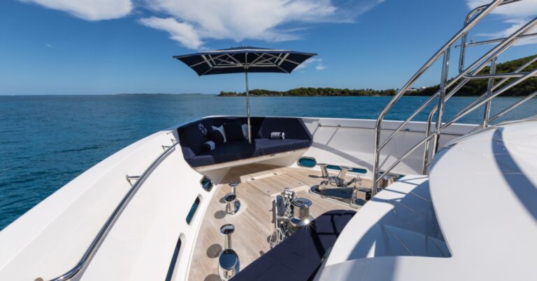 Motor yacht TAKE 5 - 029