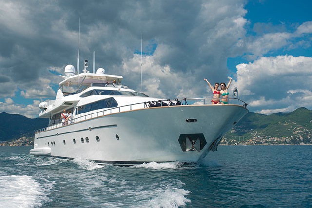 Motor yacht THE WELLESLEY - Cruising