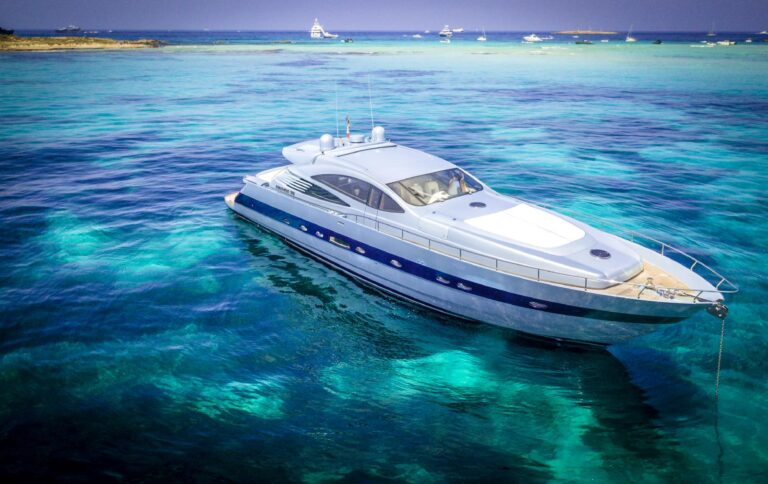 Motor Yacht VANQUISH