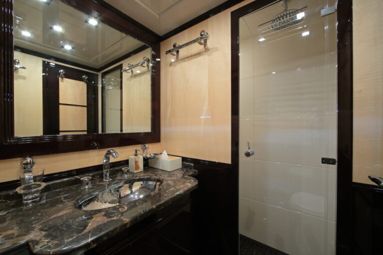 Motor yacht VERA - VIP Ensuite