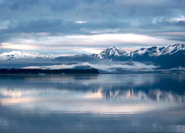 Motor yacht VIAGGIO -  Beutiful Scenery