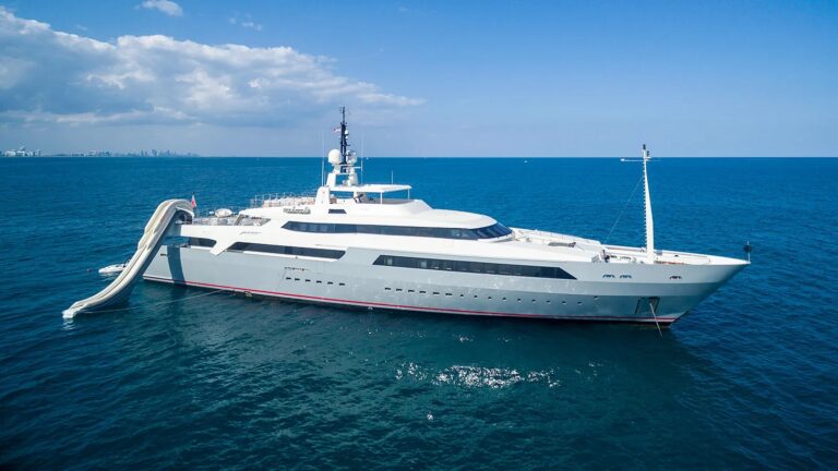 Motor Yacht VICKY