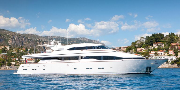Motor Yacht WHEELS I