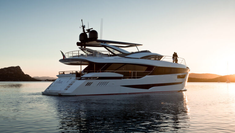 Motor Yacht Illumen By Dominator - HANAA
