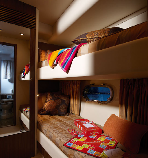 Motoryacht Manhattan 70 - Twin Cabin