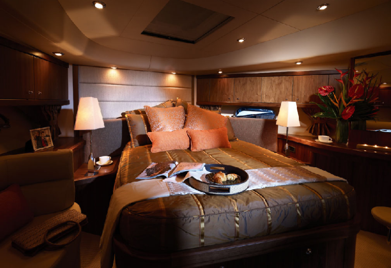 Motoryacht Manhattan 70 - VIP Cabin