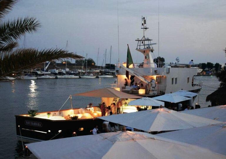 NAVE BARBARA - At the Quay