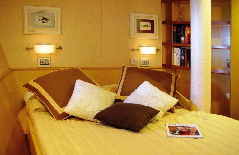 NAVE BARBARA - Guest Cabin