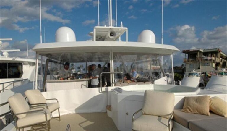 NEVER QUIT - Sundeck