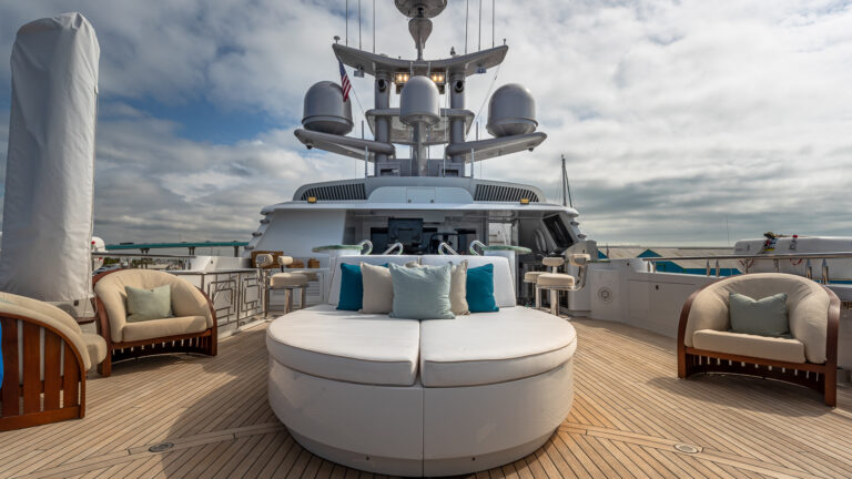 Bow Deck