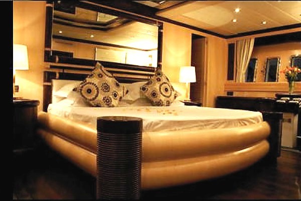 NOBODY - Master Cabin