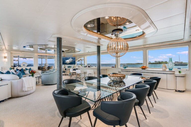 Main Saloon Dining Area